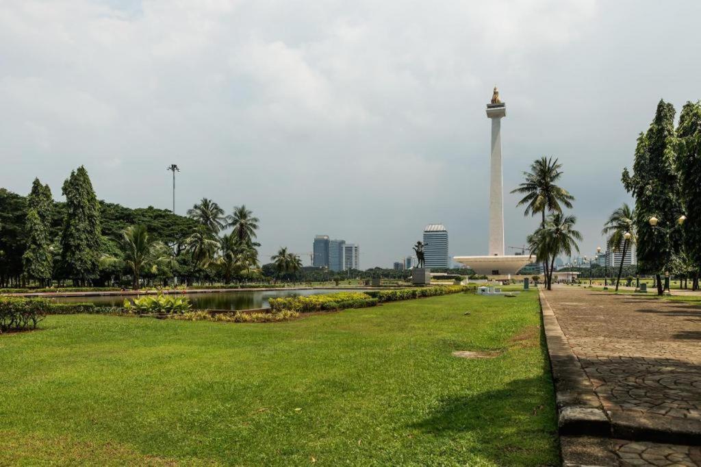 Hotel Oyo 3894 Karunia Muslim Syariah Yakarta Exterior foto