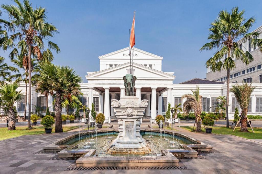 Hotel Oyo 3894 Karunia Muslim Syariah Yakarta Exterior foto